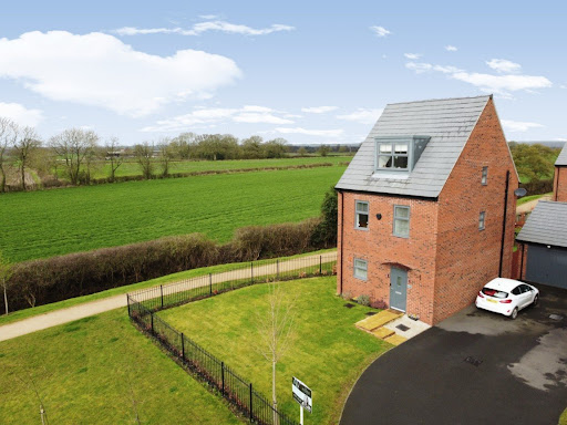 Swadlincote Estate Agent - Jess Beesley Gallery - United Kingdom