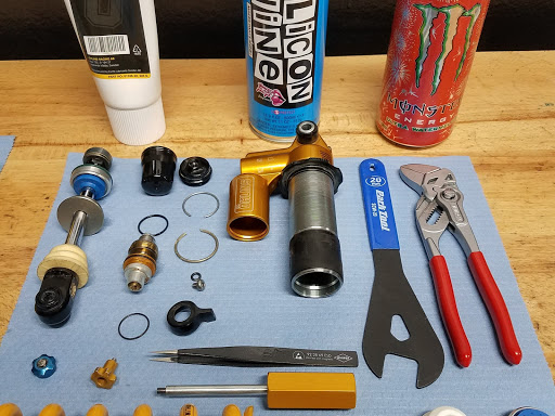 The Shock Lab - Visual