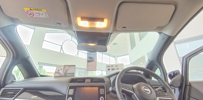 Glyn Hopkin Nissan Watford - Watford