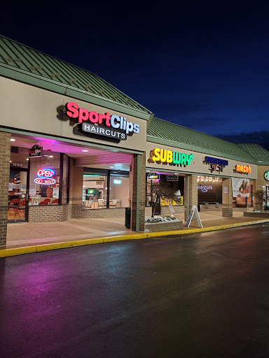 Sport Clips Haircuts of Centreville - Thumbnail