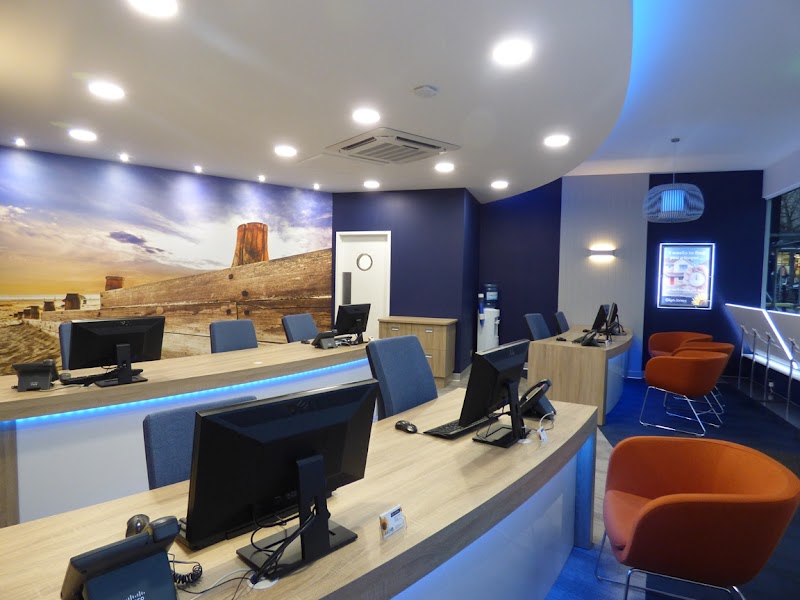 Glyn-Jones Estate Agents photo 2