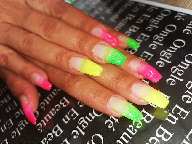 Numéro de téléphone de Ongle en beauté /Atelier du regard formation
