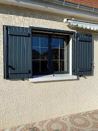 Photo n°14 de Chatelet Fermeture à Le Châtelet-en-Brie (Menuisier)