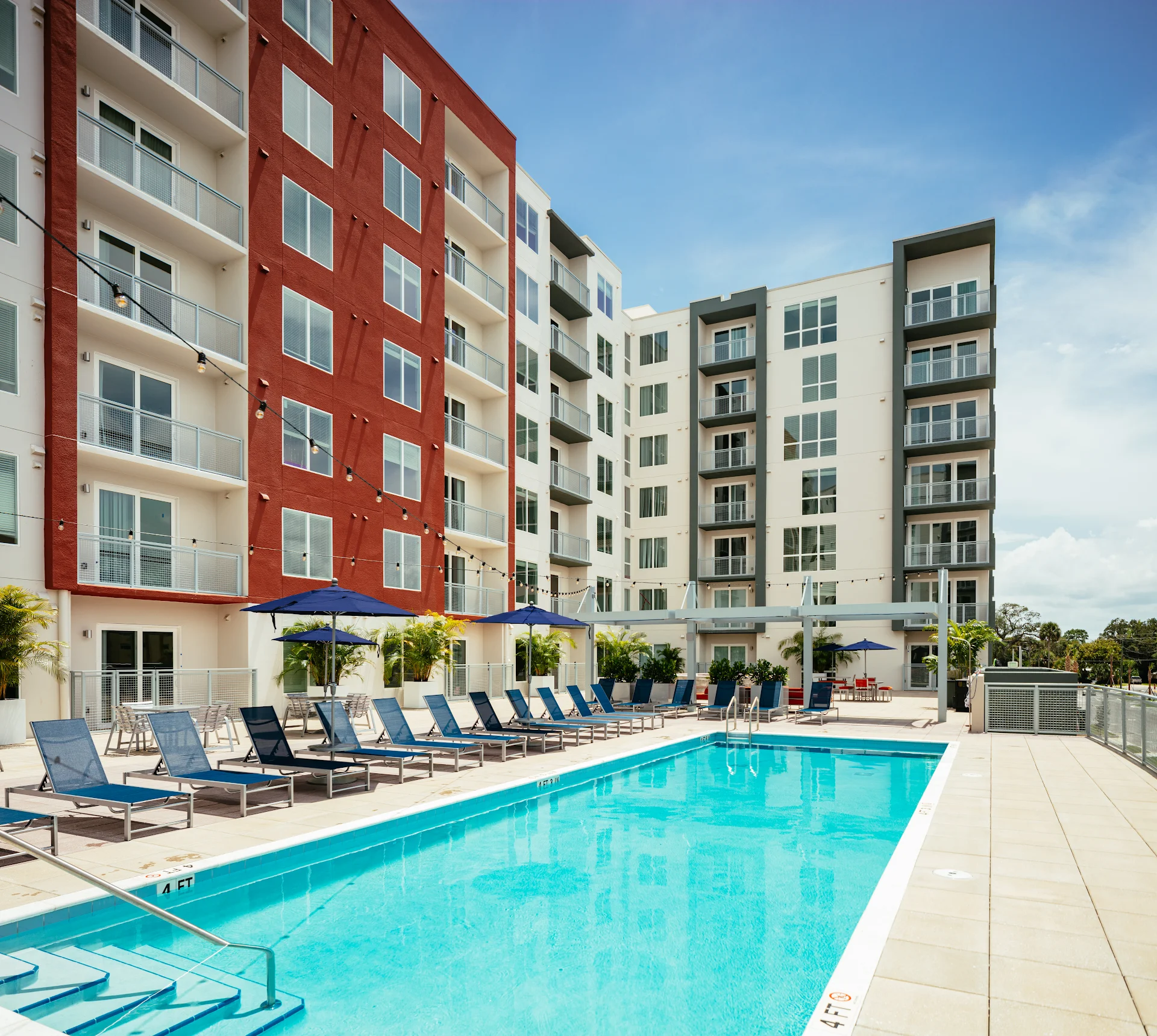 HighLine Apartments