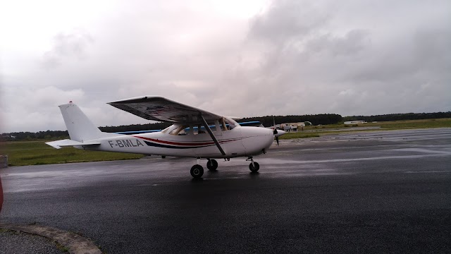 BORDEAUX AVIATION aerodrome de Bordeaux Leognan Saucats