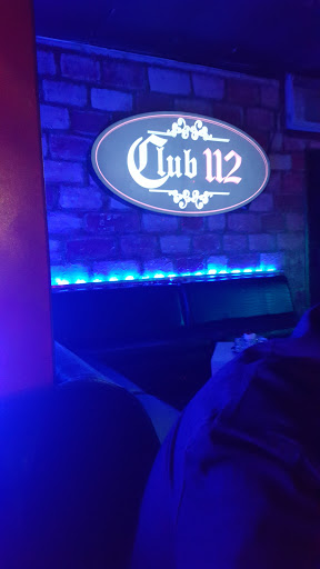 Genny's Sports Bar