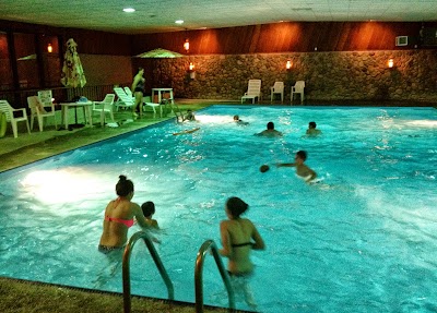 Photos of Holiday Acres Resort on Lake Thompson
