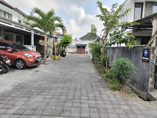 KADEK RENTAL