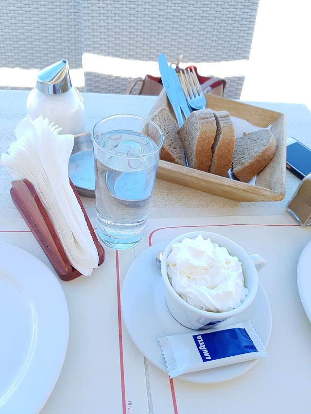 "Madoupas" Coffe-restaurant