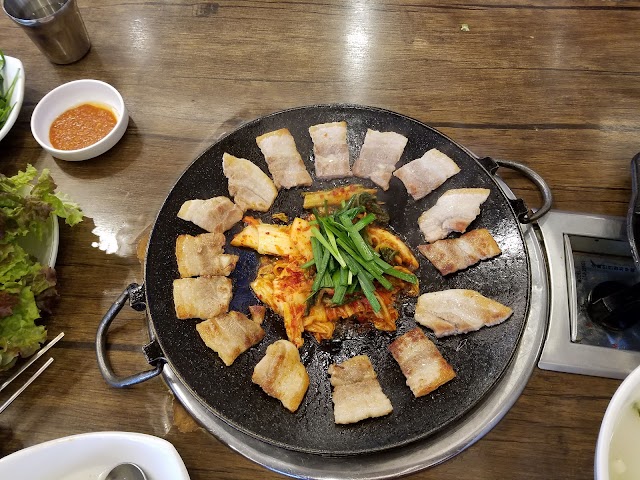 Yuk Tong Ryeong
