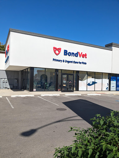 Bond Vet - Lakeview Gallery - United States