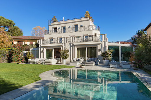 Hoffmann Real Estate - Thumbnail