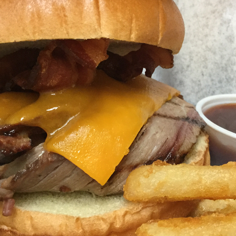 Breakers Saloon & Eatery Bar & Grill in Oregon