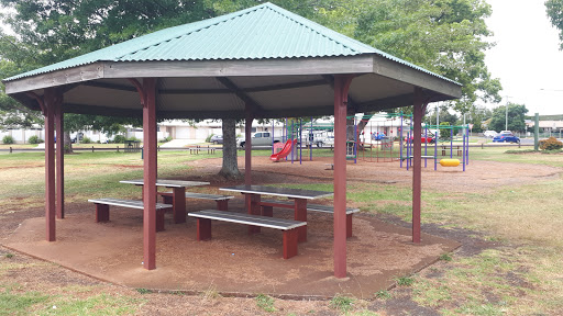 Playground Ernest Peak Park - Thumbnail