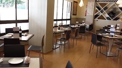 Photos of Restaurante Cafeter&iacute;a Portales Dominguez