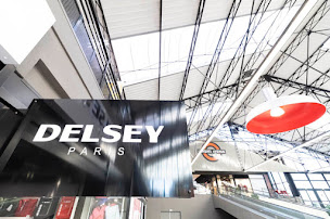 Photo n°12 de DELSEY à Saint-Julien-les-Villas (Magasin de fournitures scolaires)