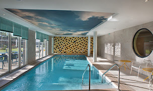 Photo n°28 de DFM PISCINE à Châteauneuf-le-Rouge (Magasin de matériel pour piscines)