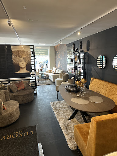 Luxory Home - Thumbnail