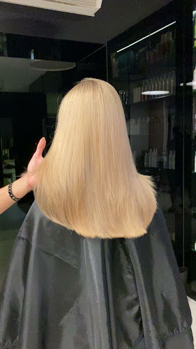 https://concepthair.pl/