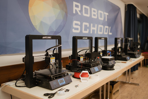 Robot School - Visual