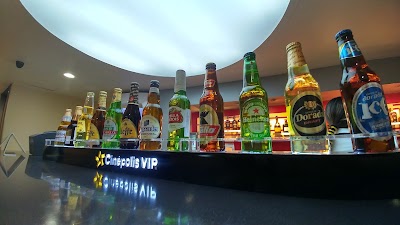 Photos of Cin&eacute;polis