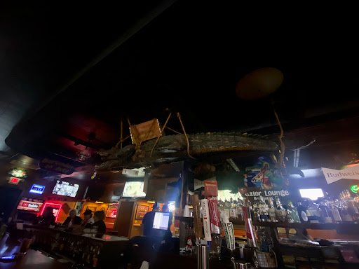 Gator Lounge & Package Gallery - United States