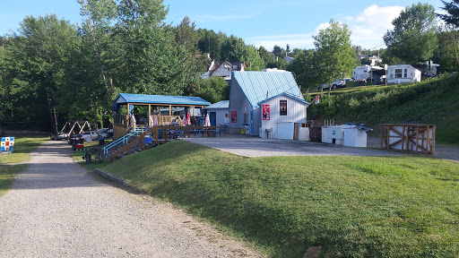 Notre-Dame-Du-Lac Plage Gallery - Canada