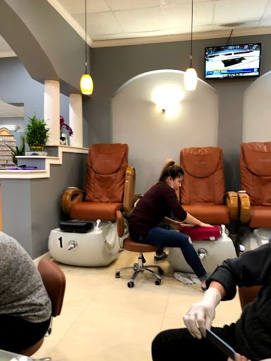 Gel Nails And Spa - Thumbnail