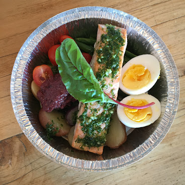 Aux 2 Tomates by null