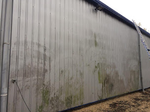 Photo n°2 de PM TOITURE ( Facades ) à Pia (Peintre en bâtiment)