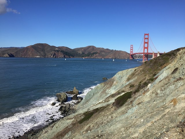 Batteries to Bluffs Trail