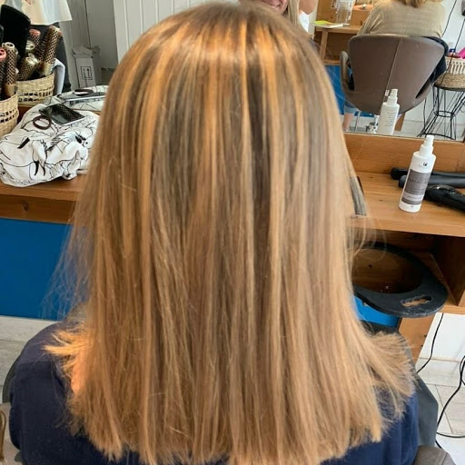 Manon M. Coiffure - Thumbnail