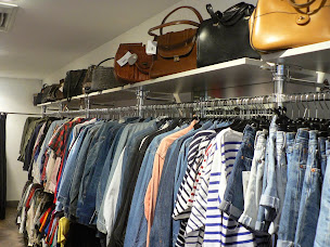 Photo n°1 de Tilt Vintage Lyon à Lyon (Magasin de vêtements pour jeunes)