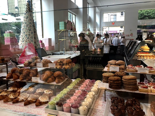 Bottega Louie