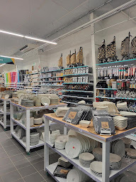 Photo n°5 de Centrakor Reze les Sorinières à Rezé (Magasin d'ameublement d'extérieur)
