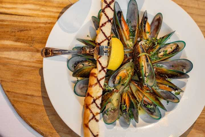 Amalfi Cucina + Mercato by null