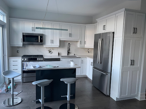 Splash of Colour: Cabinet Refinishing - Thumbnail