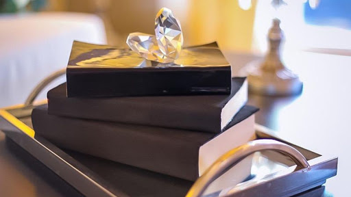 Lotusbooks Subscription