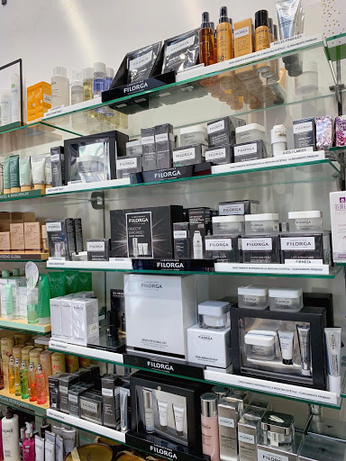 Farmacia Luceros - Thumbnail