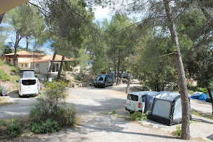 Photo n°15 de Camping le Cézanne Montagne Sainte-Victoire à Puyloubier (Snack)