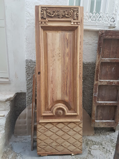 Wood Vieste arte in legno Gallery - Italy