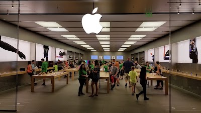 Photos of Apple Fashion Place