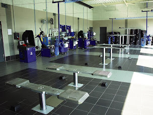 Photo n°7 de E.Leclerc Auto à Saint-Berthevin (Magasin de pneus)