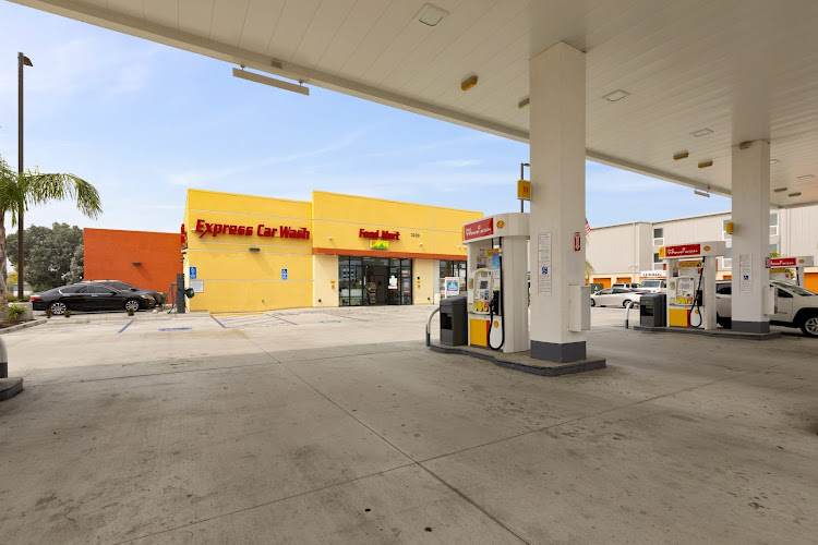 San Diego Gas & Car Wash