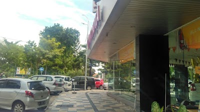 Photos of Liek Toyota Surabaya: Teguh