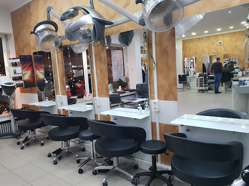 Hairdresser at Schlössle - Thumbnail