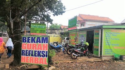 Photos of "Asy-Syifa"