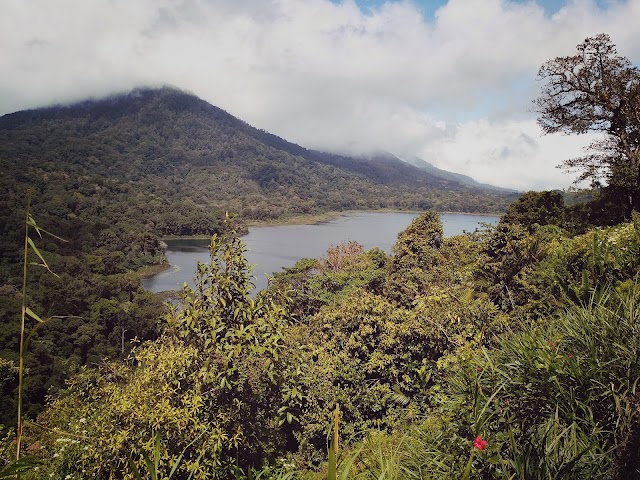 Air Terjun Munduk