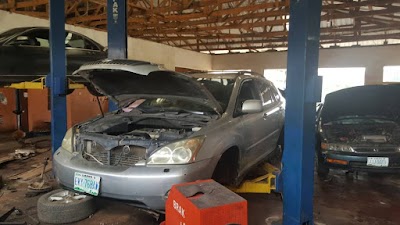 Photos of Auto Fixers