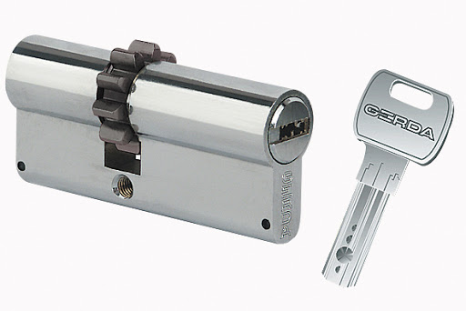 POGOTOWIE ZAMKOWE Milena Wach Warszawa, awaryjne otwieranie drzwi, wymiana zamka, awaryjne otwieranie samochodu, Gerda